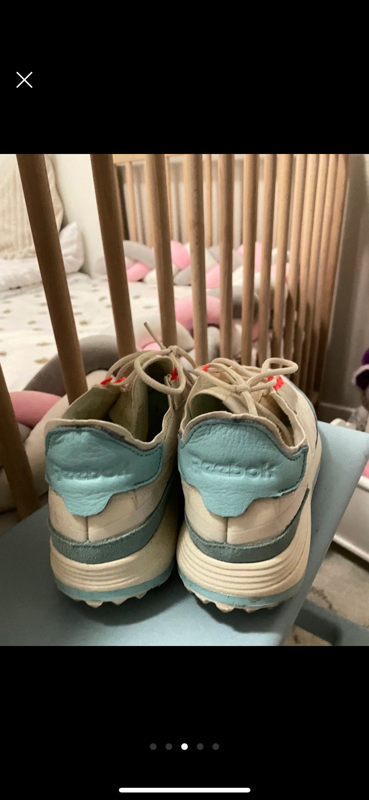 Reebok sneakers image indicator(3)