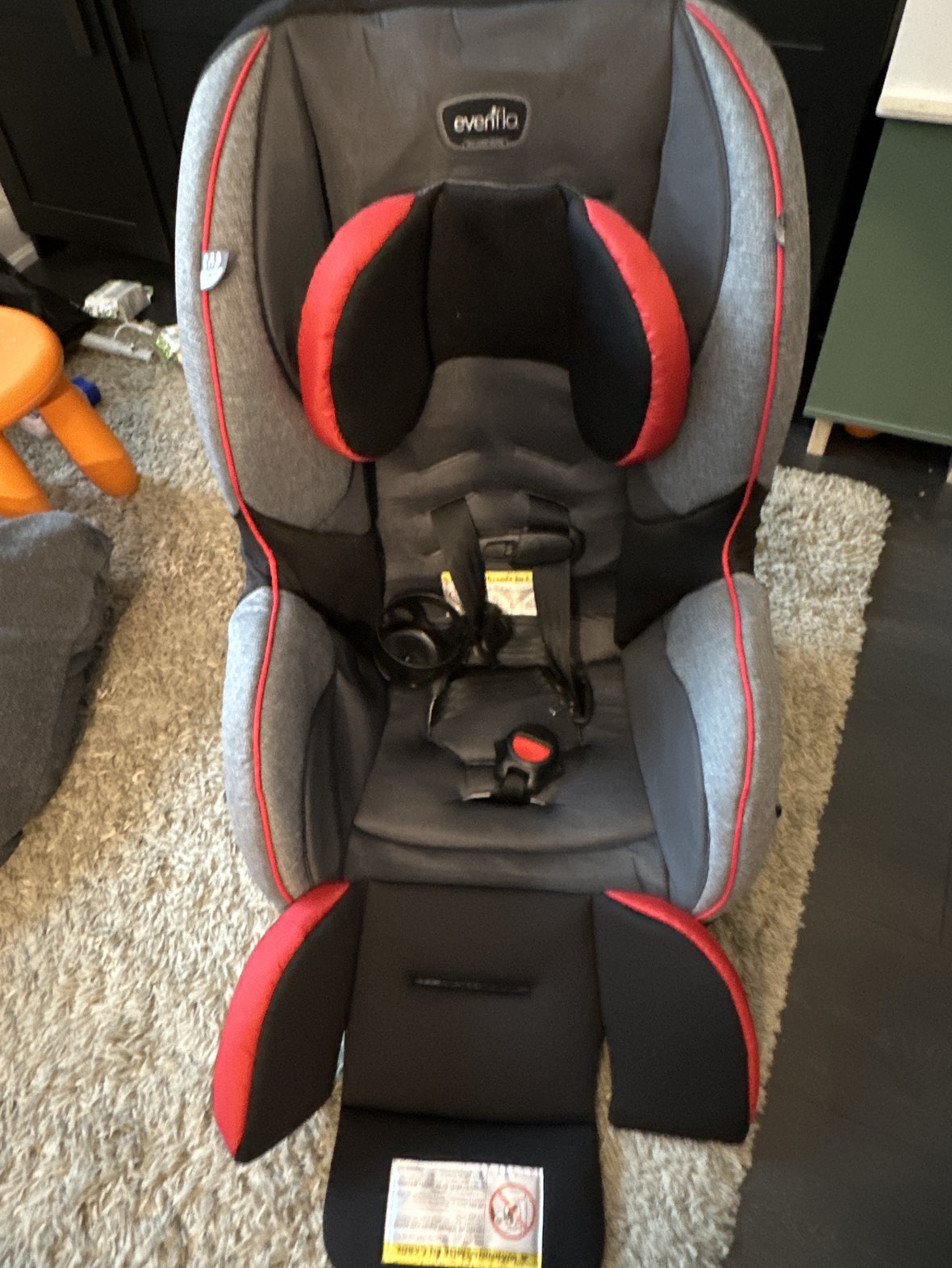 Car seat - is brand new without the box thumbnail
