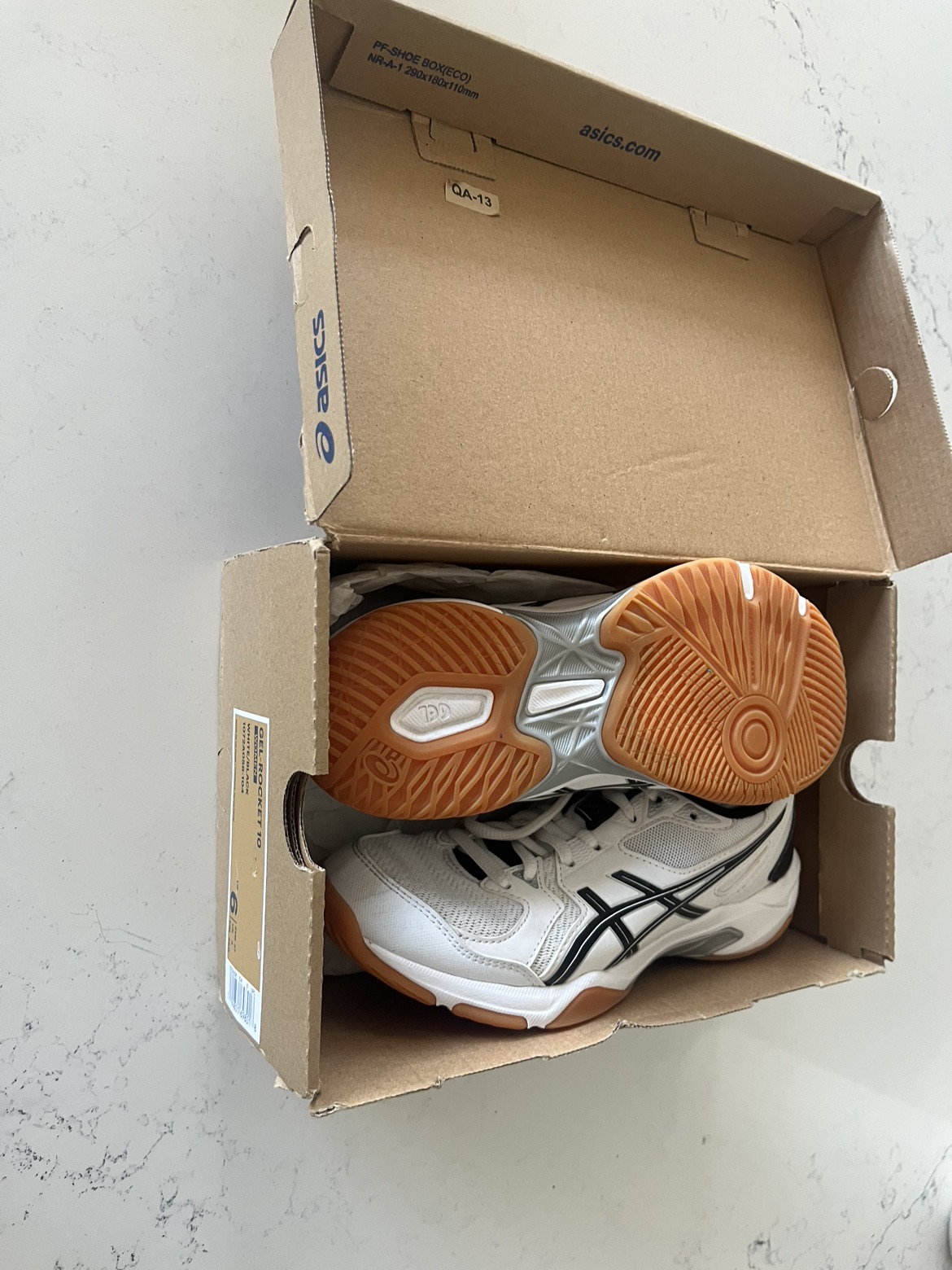 ASICS size 6 women’s gel rocket 10 (volleyball shoes) - photo 2