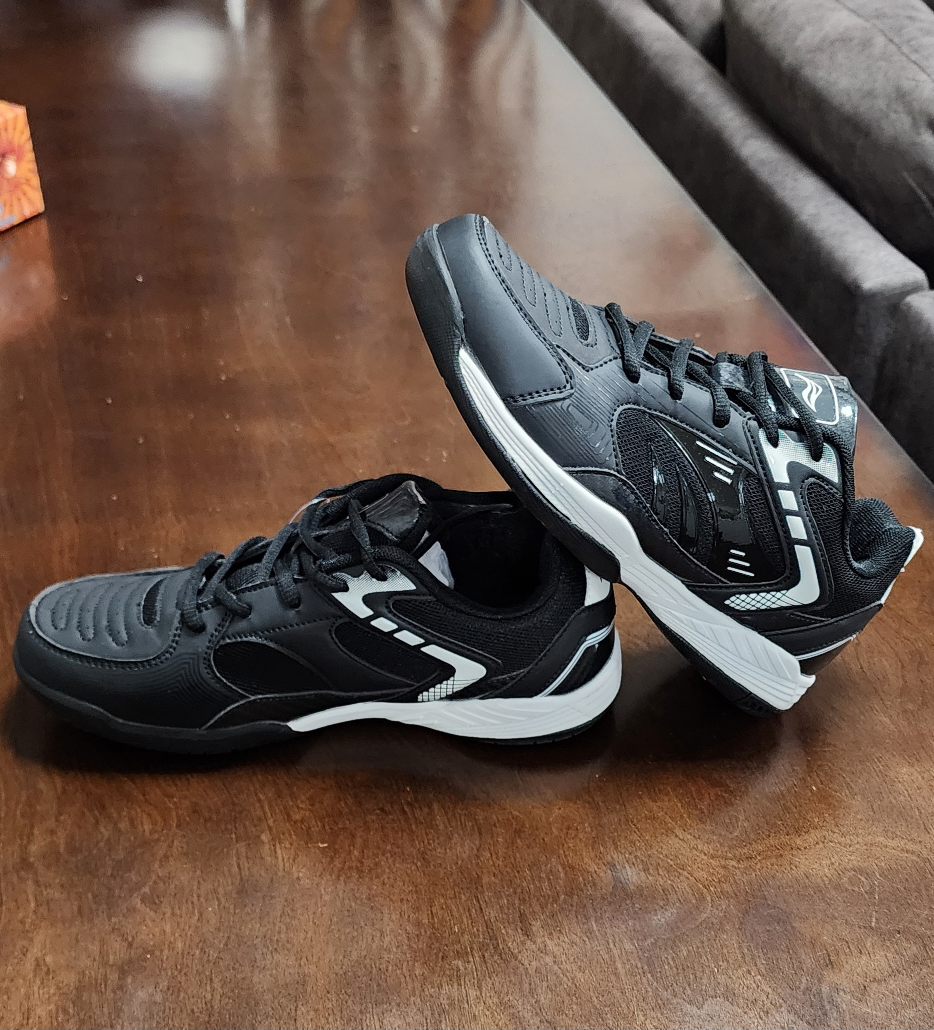 Running shoes thumbnail