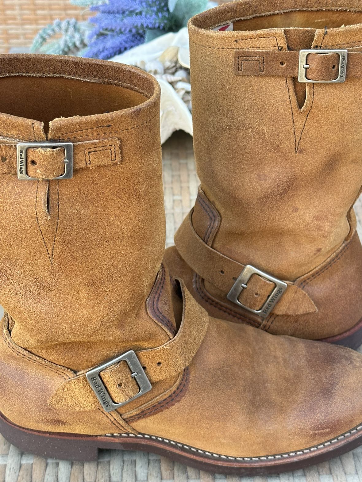 RARE Redwing 2992 Burnt Orange Roughout Engineer Boots image indicator(5)