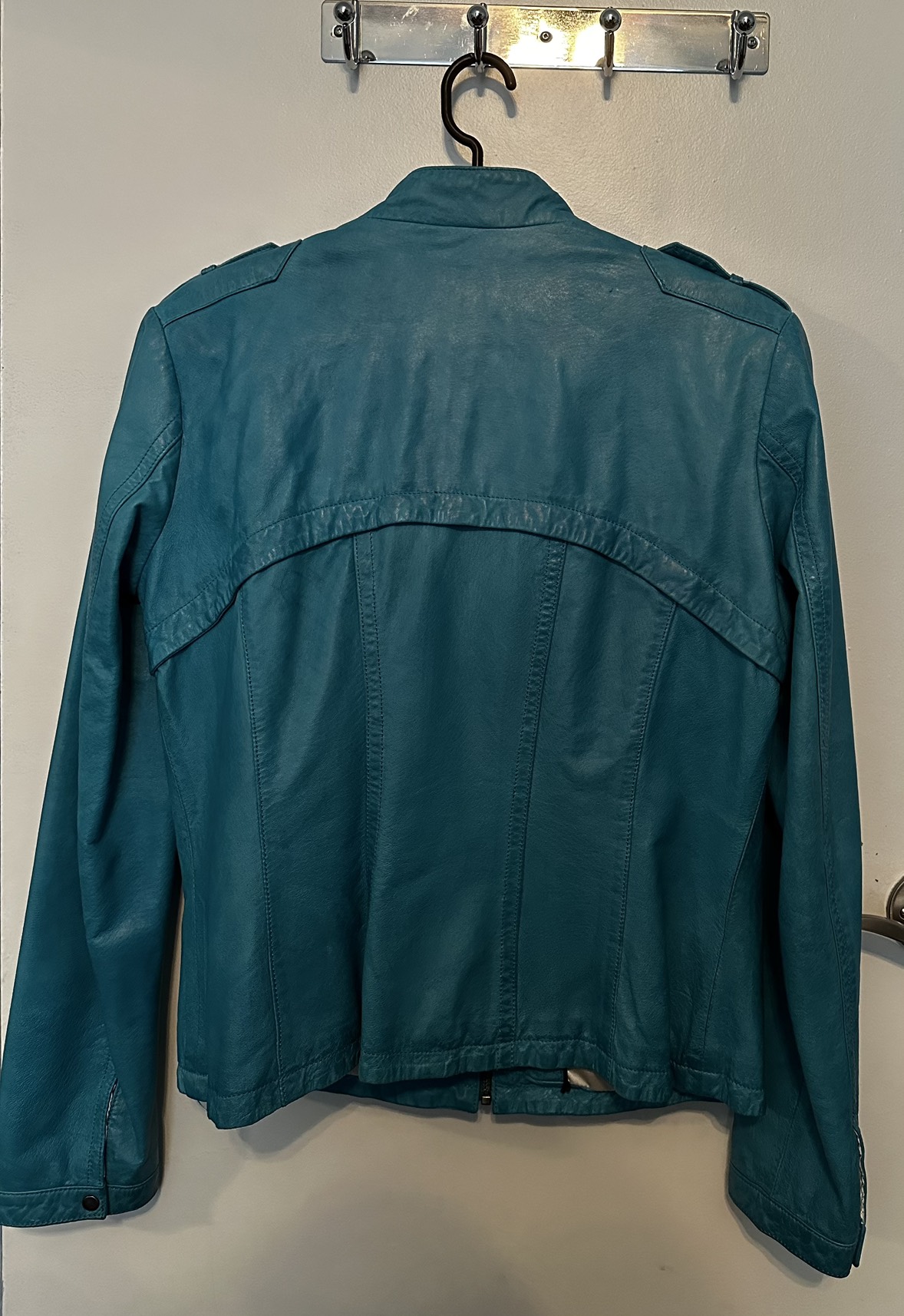 Danier Blue Leather Jacket - photo 2