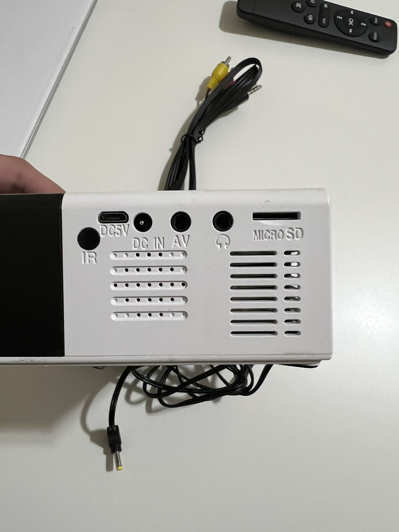 Mini Projector - photo 4