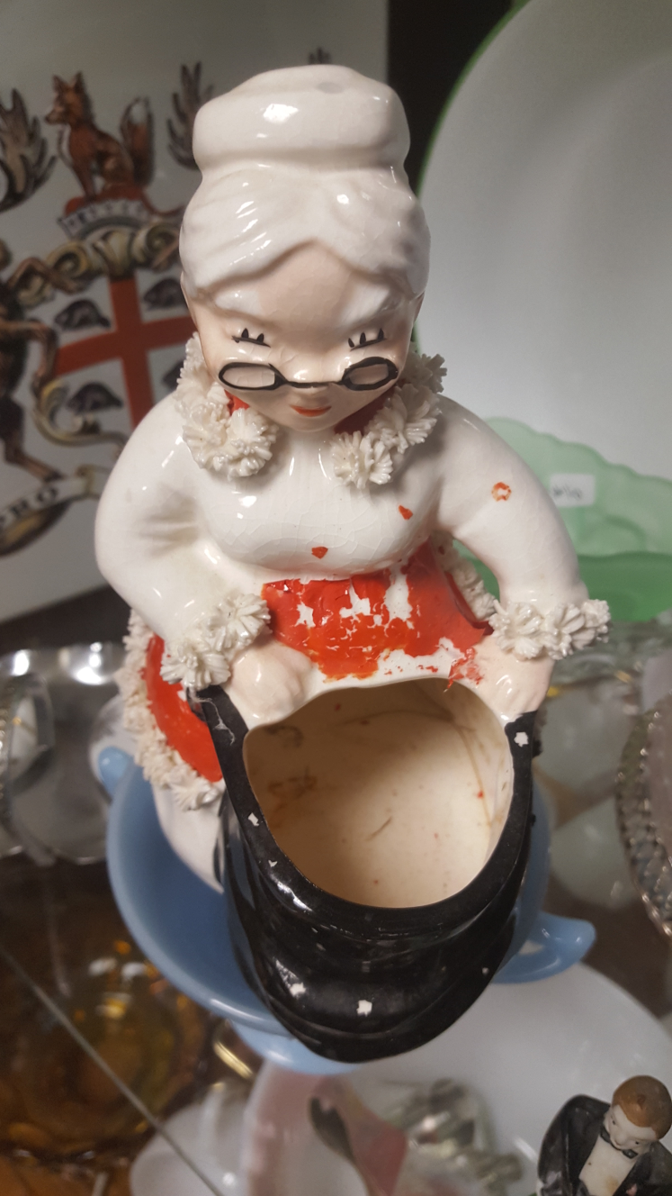 vintage ceramic mrs clause - photo 3