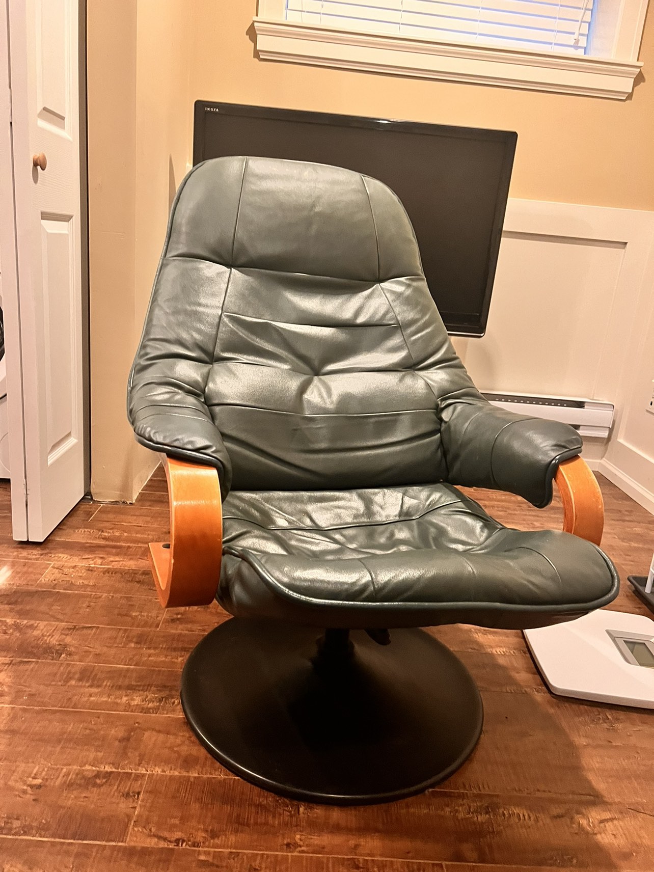 leather single sofa chair