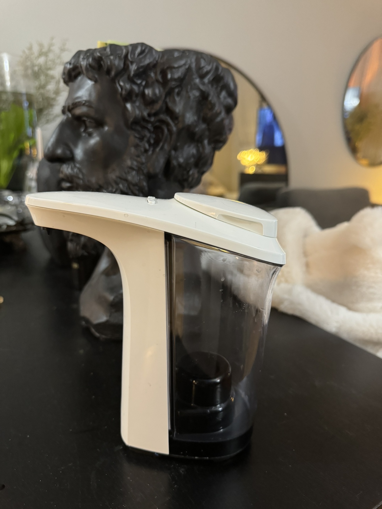 Automatic soap dispenser image indicator(2)