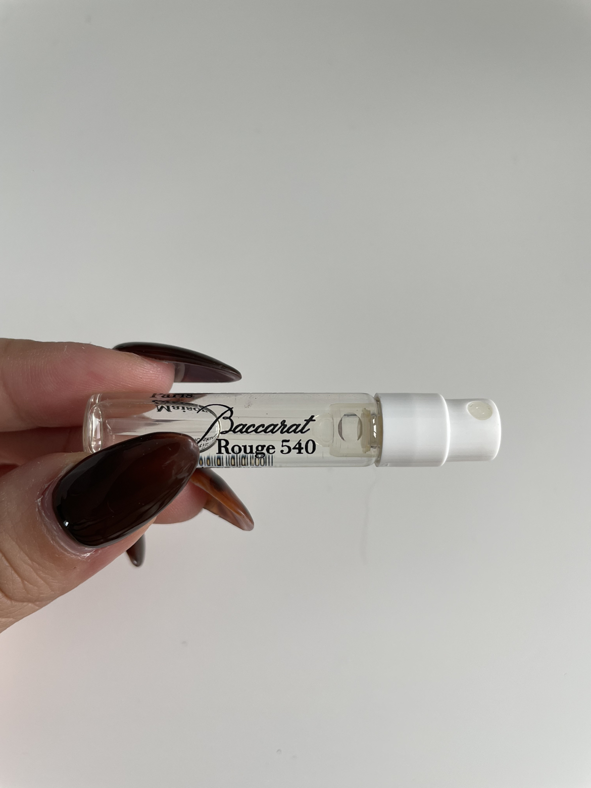 Baccarat Rouge 540 sample thumbnail
