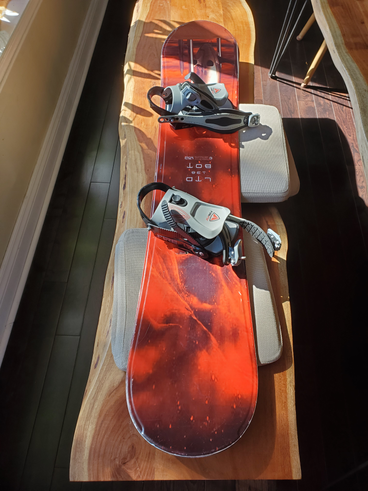 138 snowboard and binding thumbnail