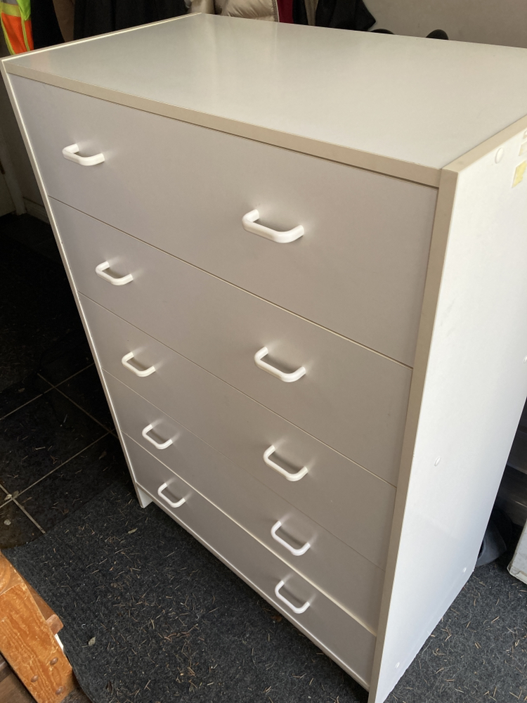 5 Drawer Dresser