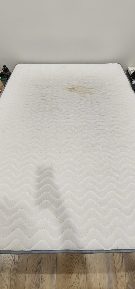 queen sized mattress - photo 4
