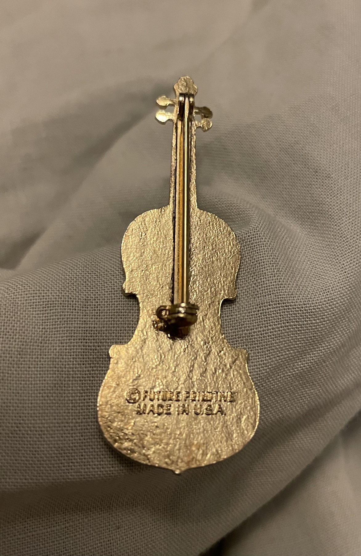 Vintage Violin Enamel Pin - photo 4