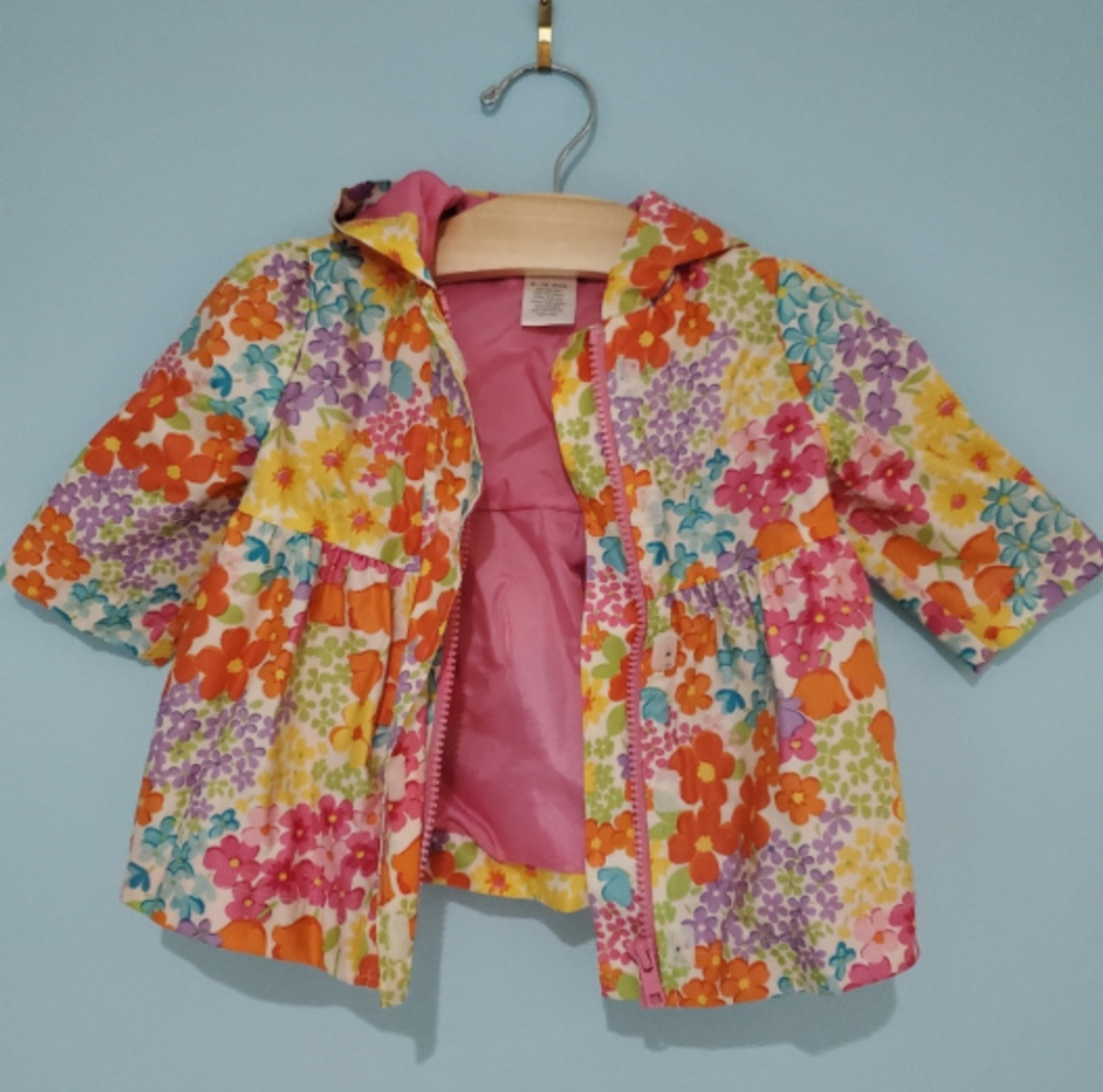 🥕  Gymboree Floral Raincoat size 6-12 month 🥕 thumbnail