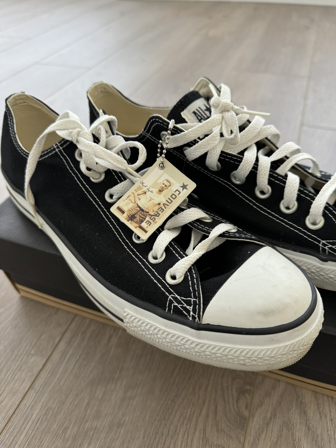New Converse All Star Shoes - size 11 thumbnail