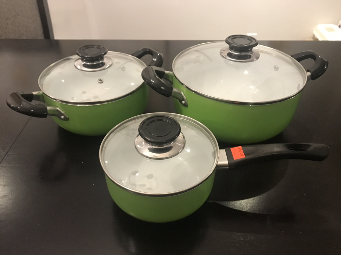 Set of 3 green cooking pots thumbnail