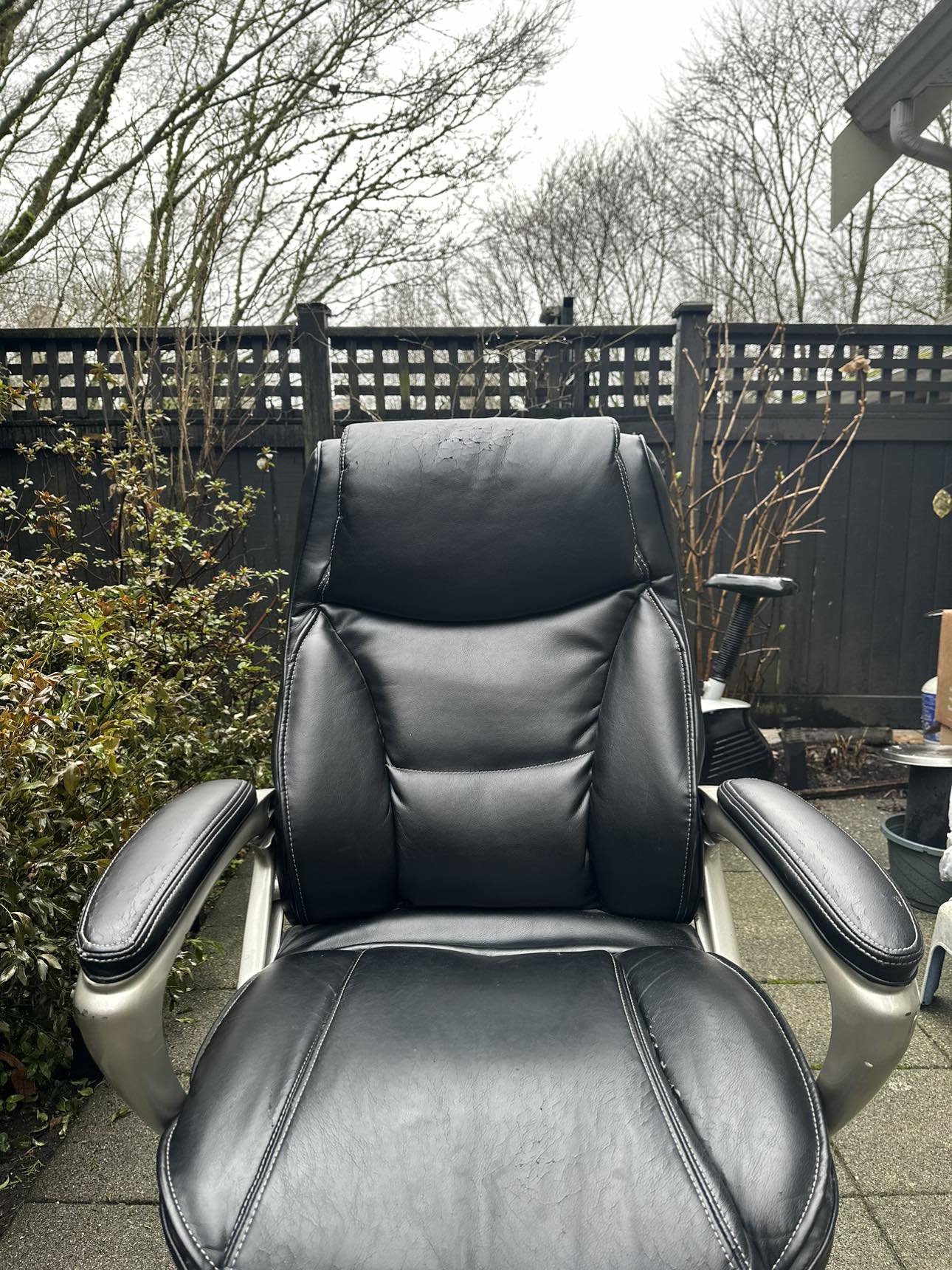 Executive Leather Office Chair - photo 2