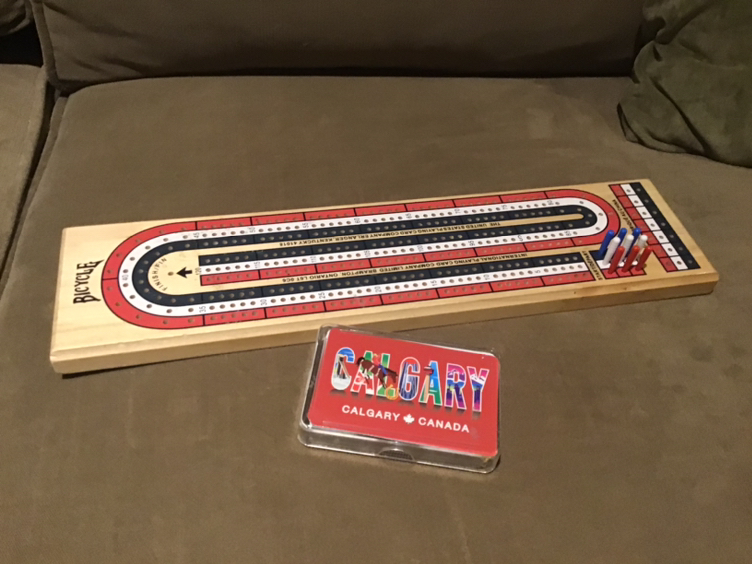New cribbage board & card deck thumbnail