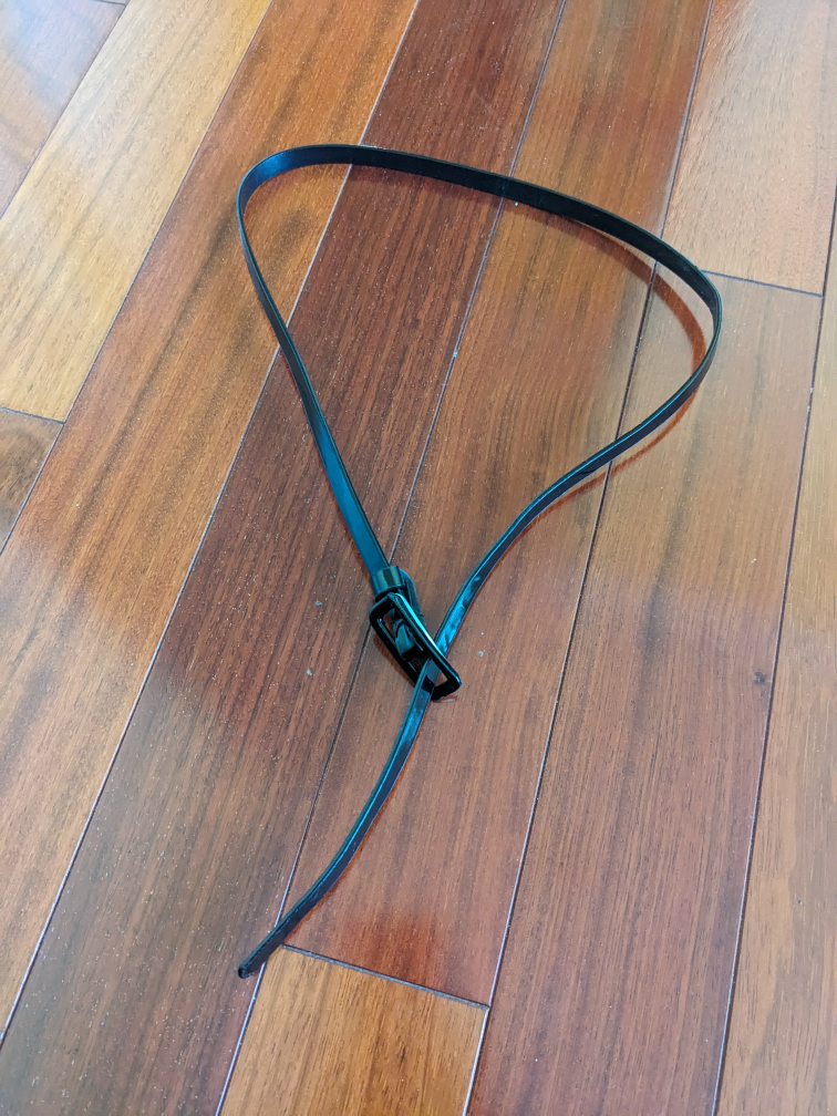 Shiny slim belt #freecycle thumbnail