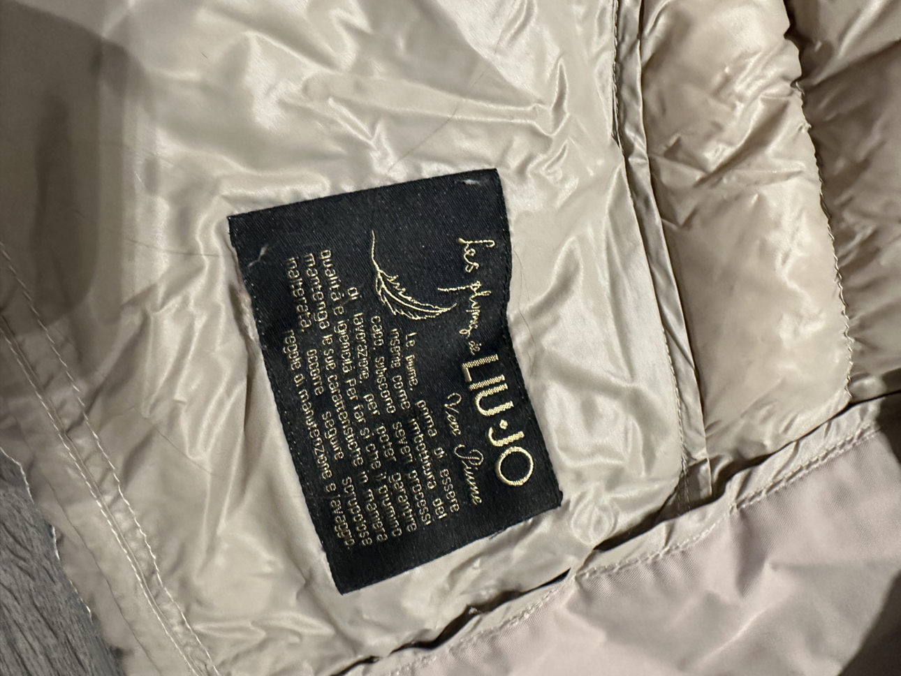 LIU JO light down jacket 3/4 sleeves beige image indicator(6)