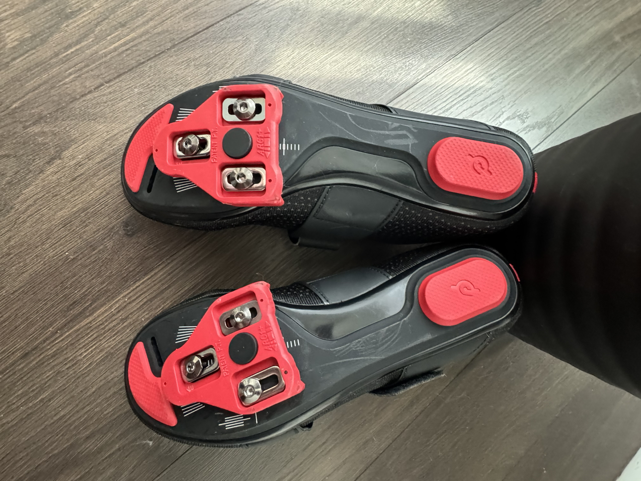Like new peloton altos cycling shoes - photo 3