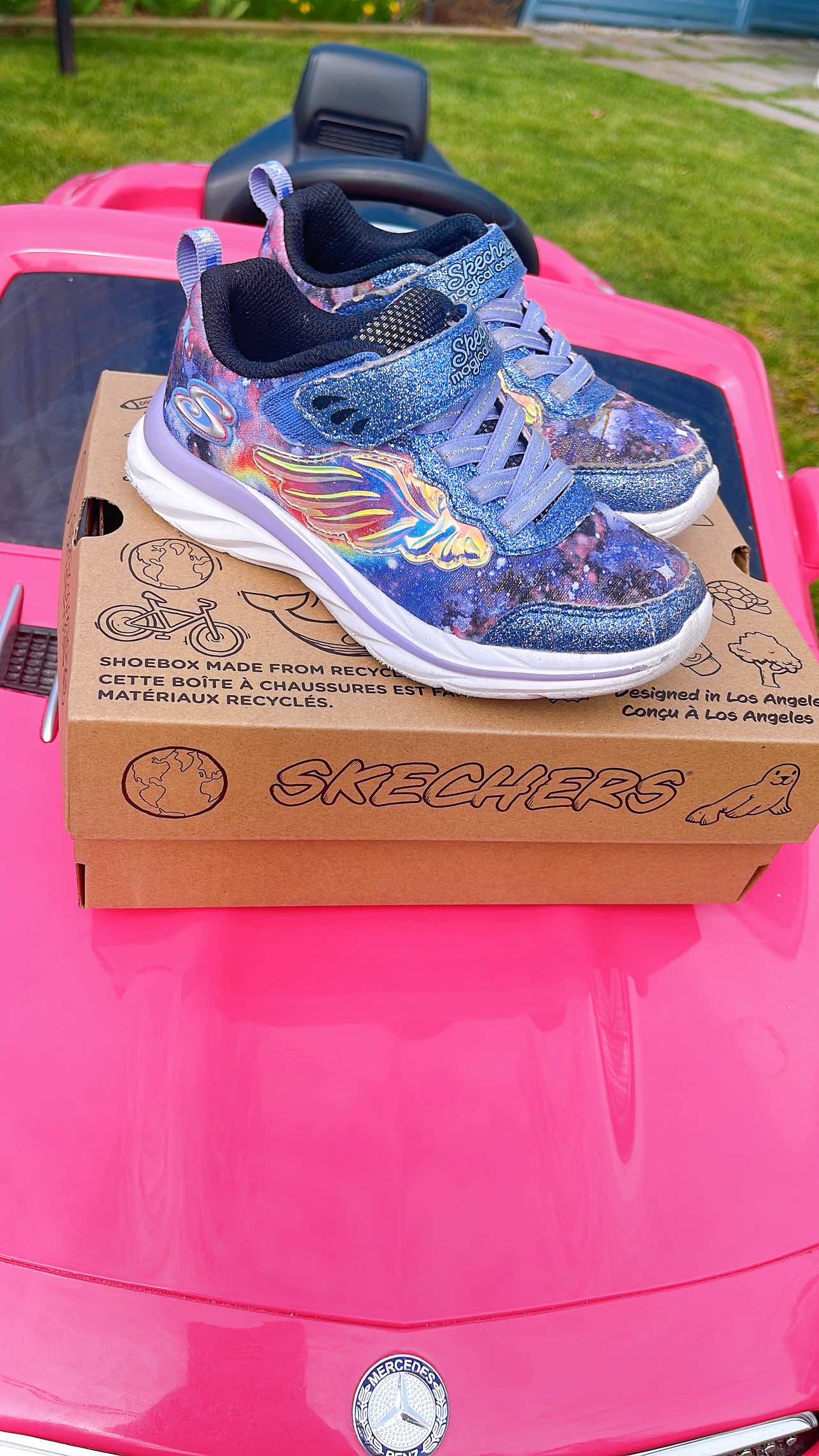 Skechers shoes
