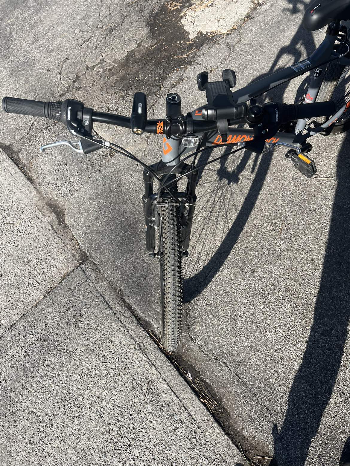 Unisex Diamondback commuter bike Medium frame Mint condition image indicator(6)