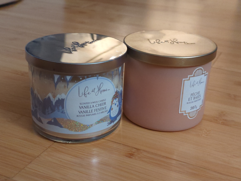 Set of 2 three-wick candles (Life at Home brand) thumbnail