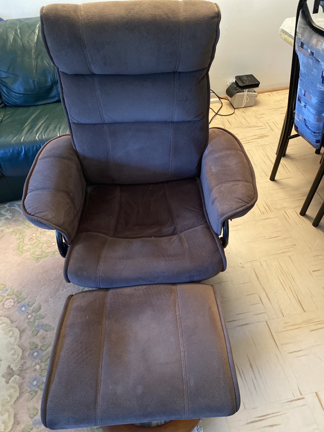 Arm chair