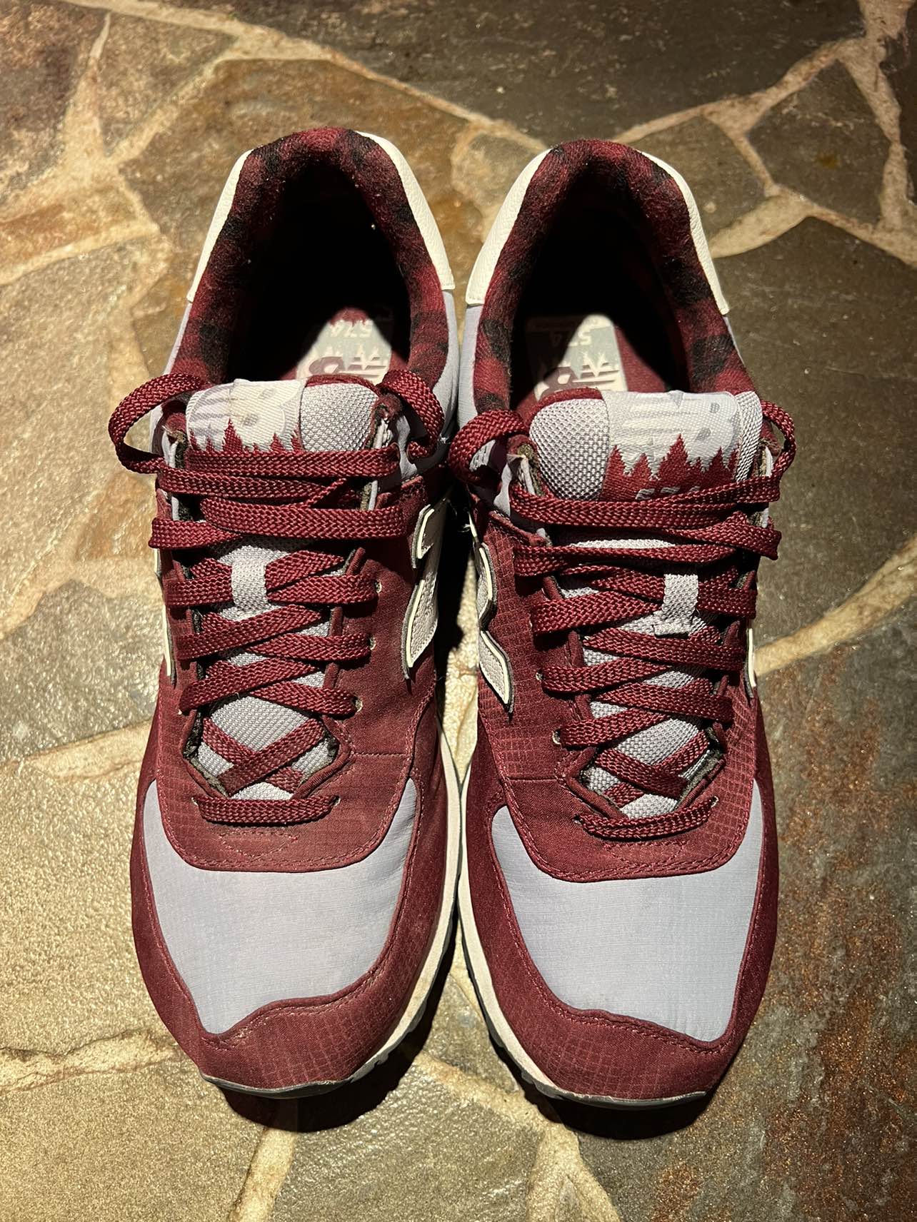 New Balance 574 Burgundy Trainers (Men’s 11)(LNWOB) image indicator(6)