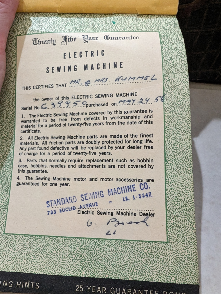 1956 International Sewing machine image indicator(3)