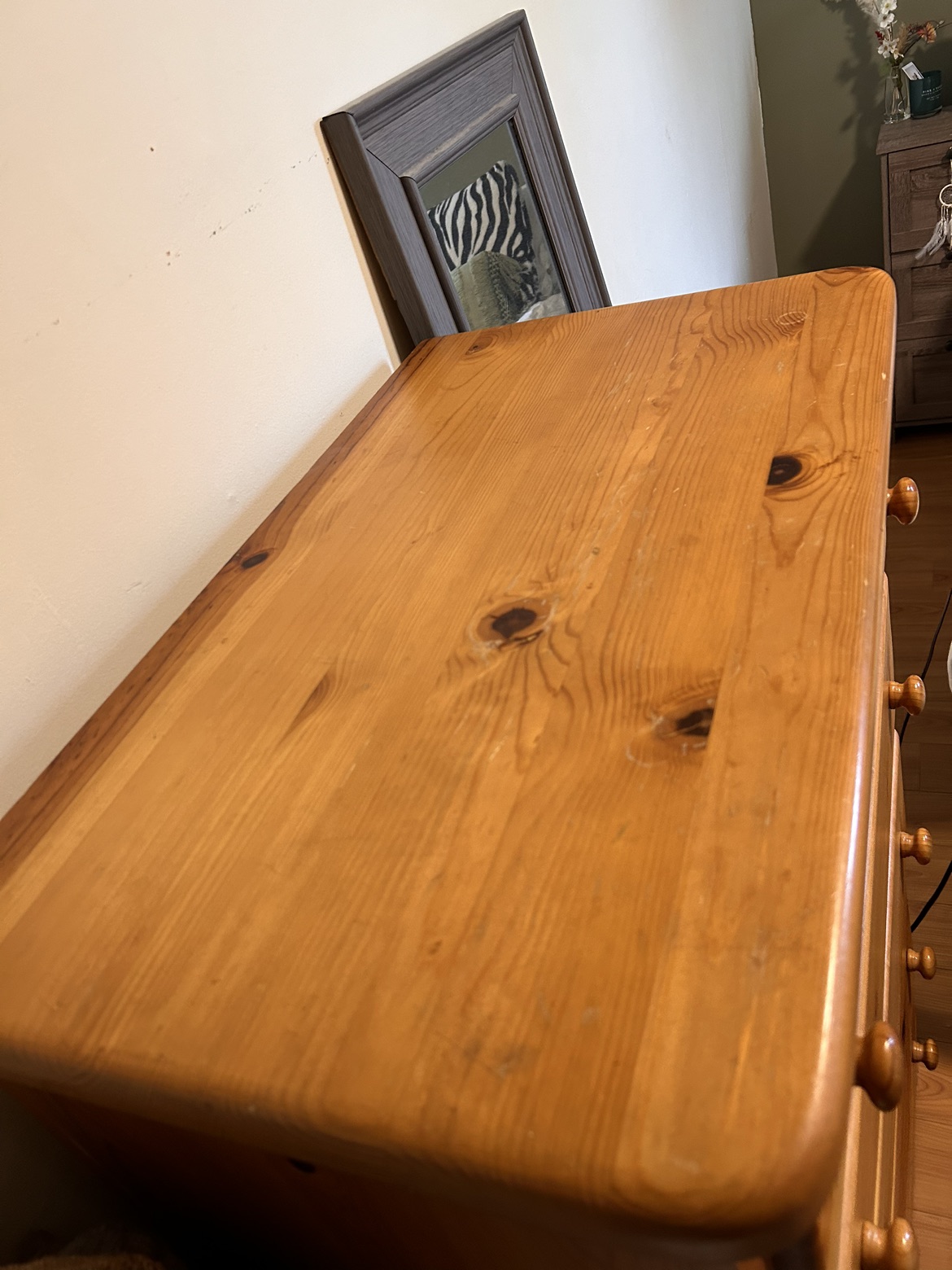 Pine Dresser - photo 2