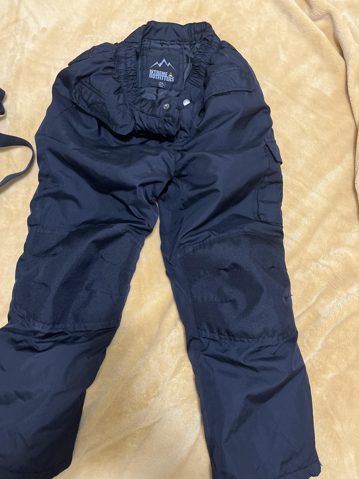 Black snow pant boys  Ixtreme outfitters 🥕#freecycle giving away