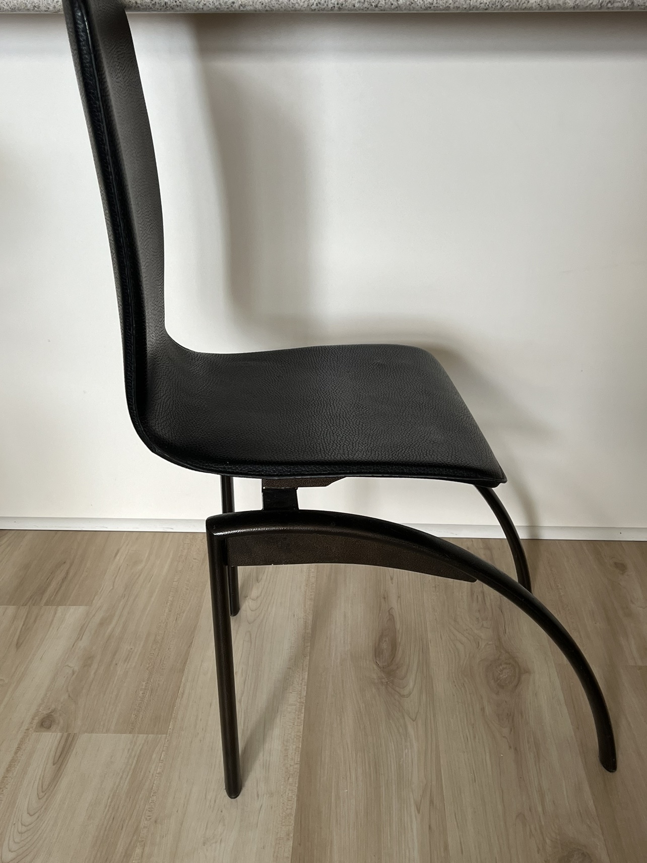 Glass dining table + 3 chairs - photo 3