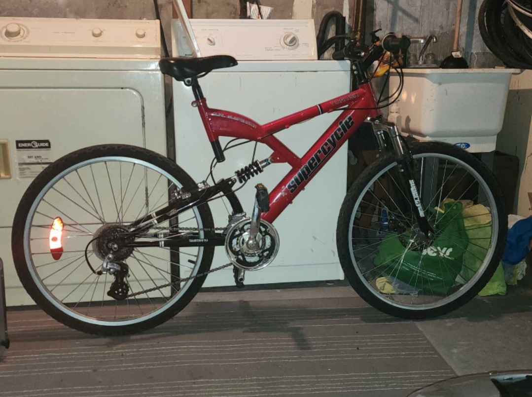 Full suspension bike
