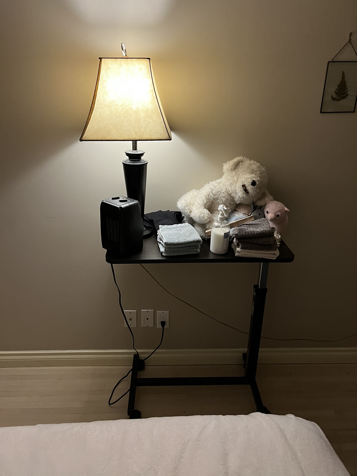 Hospital-style bedside table #freecycle - photo 2