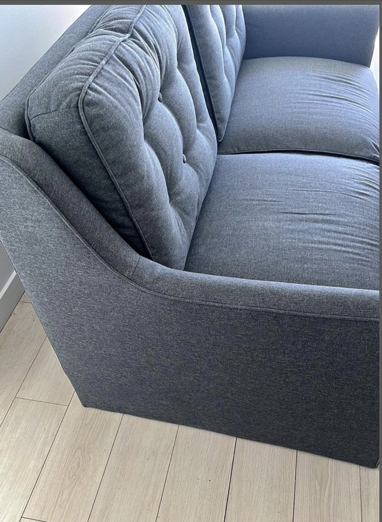 Gently used 3 seater Sofa - photo 4
