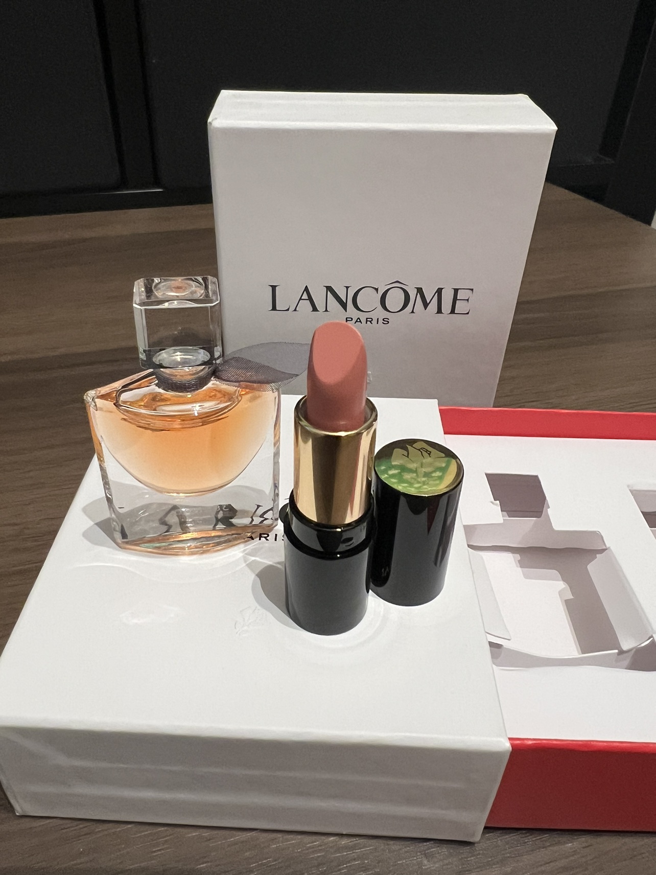 Lancôme mini set, perfume and lipstick 🥕 thumbnail