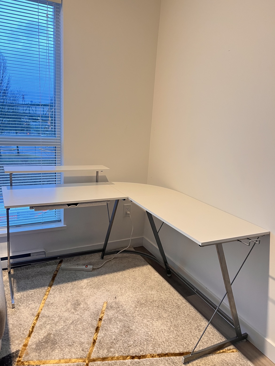 Work desk : L-shaped - photo 3