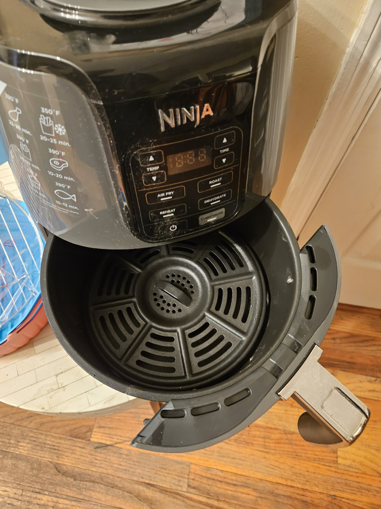 Air Fryer - photo 2
