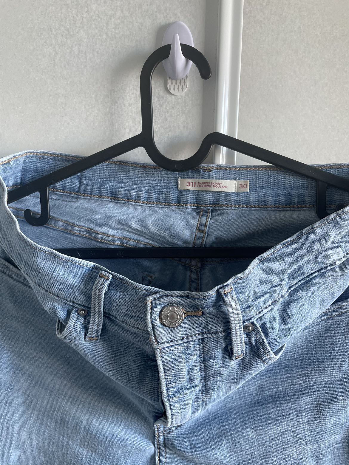 Levi’s Jean size 30 for women , very good condition. - photo 3