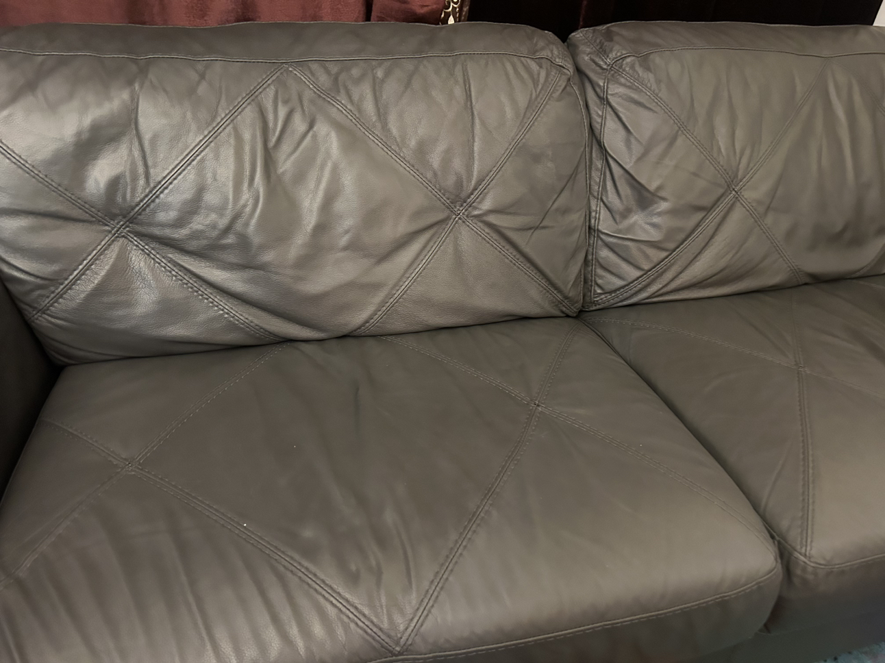 Grey Genuine Leather Couch image indicator(5)