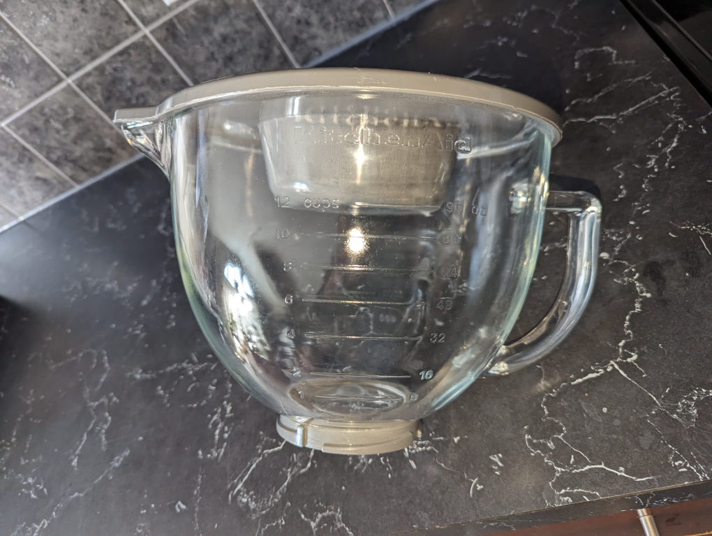 Kitchen Aid Glass 12 Cup/ 96 Oz Mixing Bowl #W10220977 - photo 2