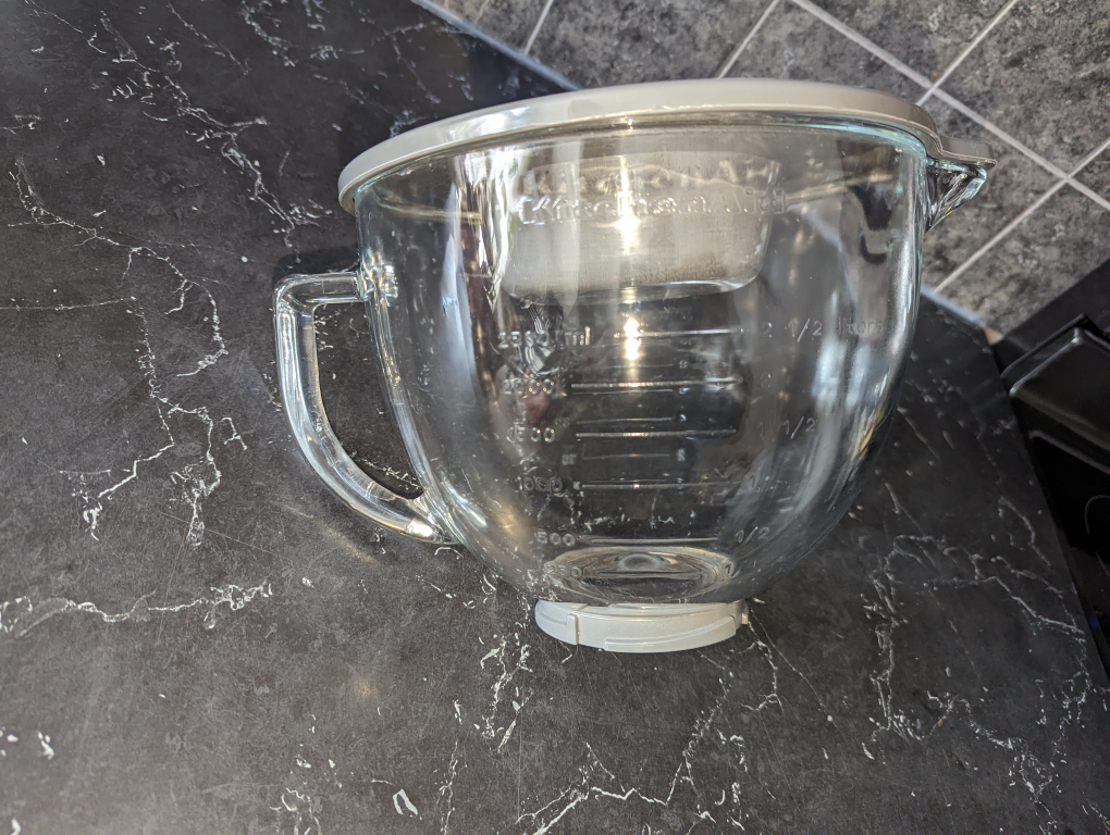 Kitchen Aid Glass 12 Cup/ 96 Oz Mixing Bowl #W10220977 - photo 5