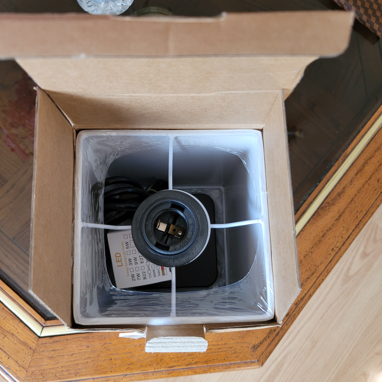 New Lamp with USB Charging ports - photo 5