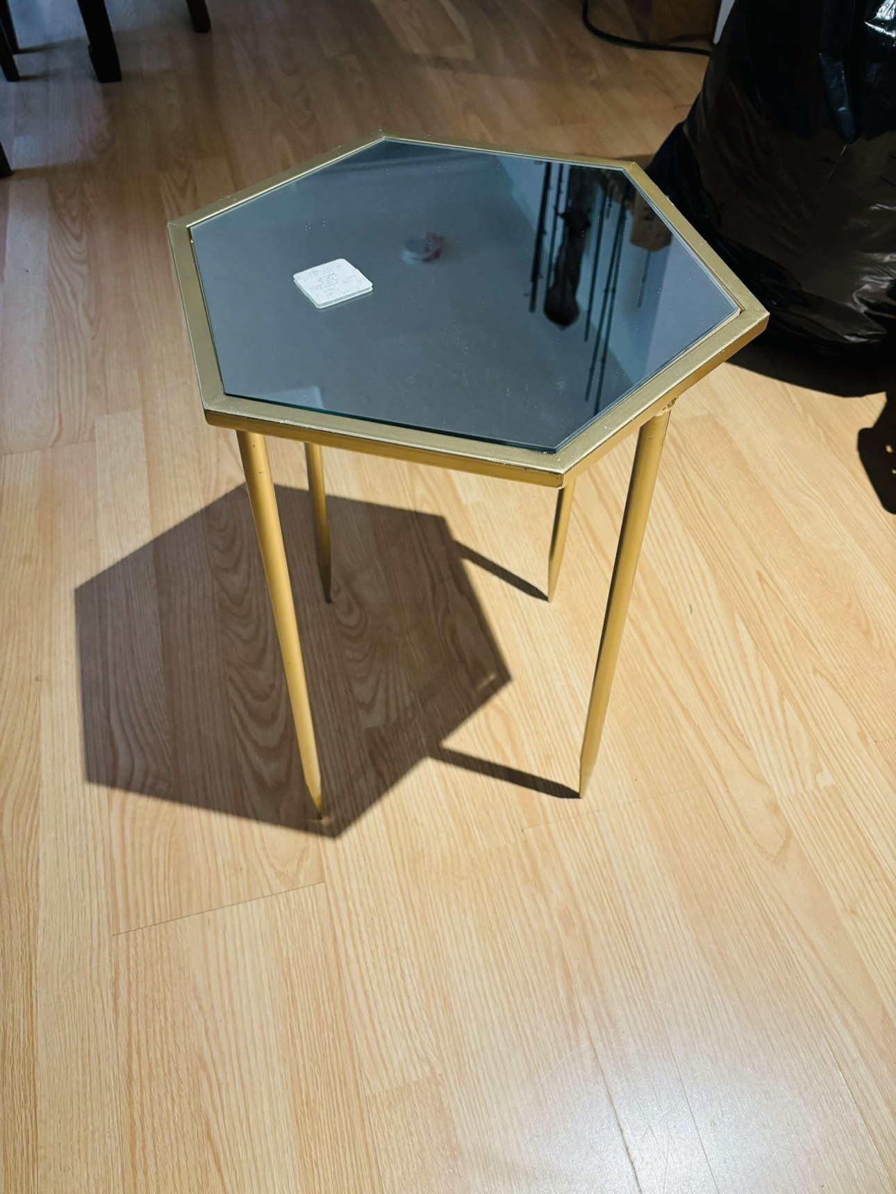 Small table stand