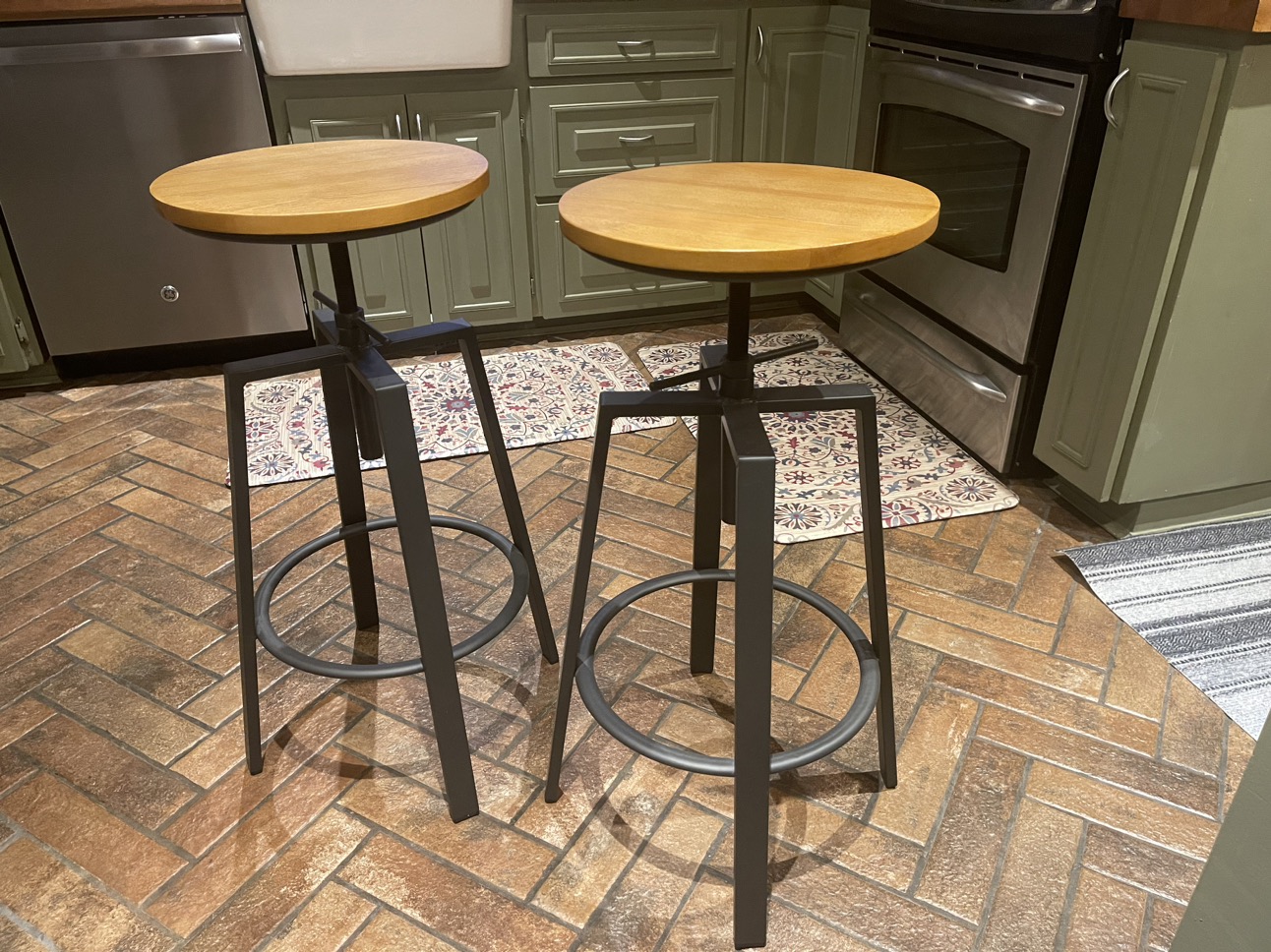 Costway Vintage Bar Stool Set Adj Wood Metal Design Pub Chair