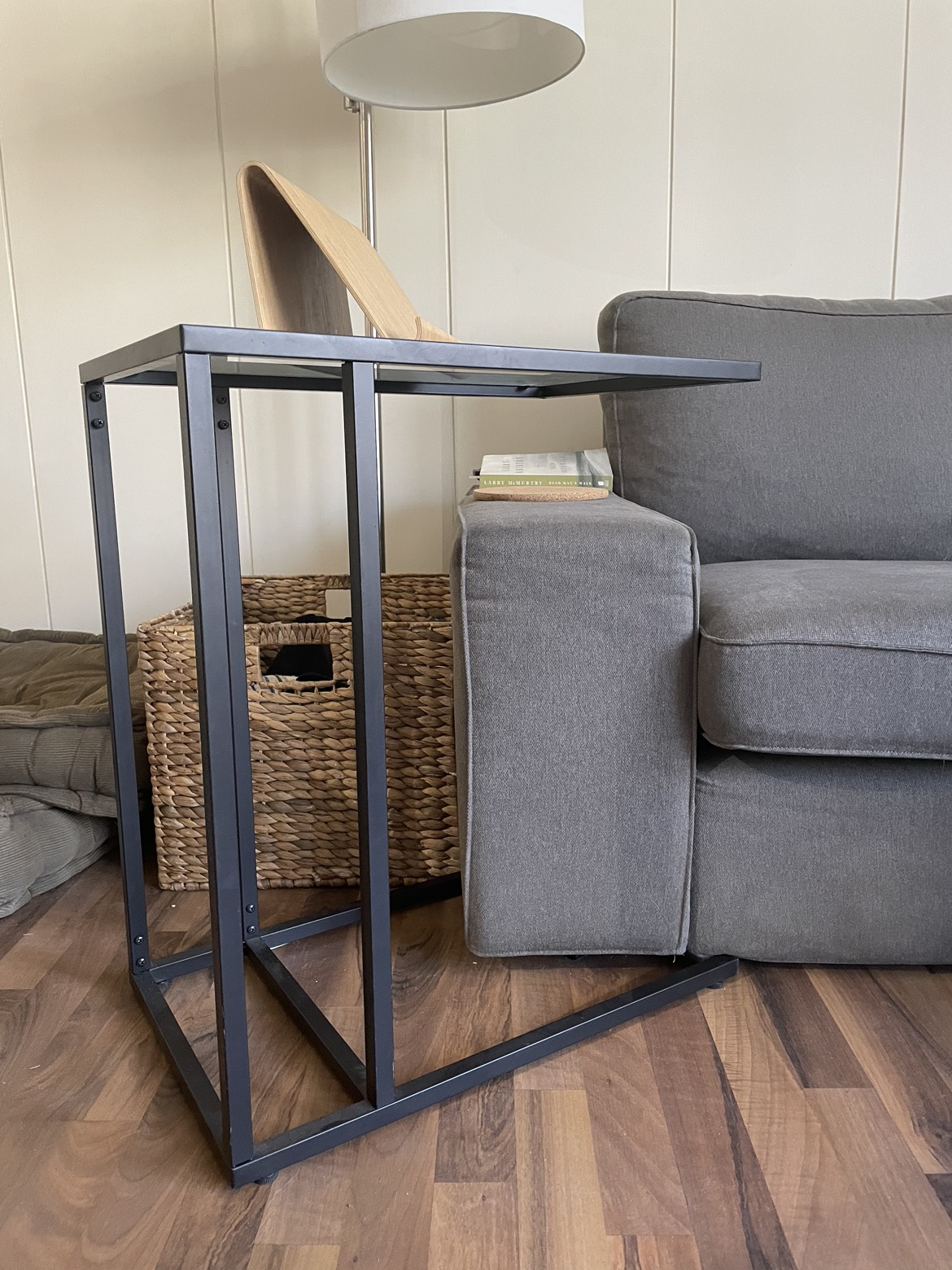 Modern Black Glass C Side Table - photo 3