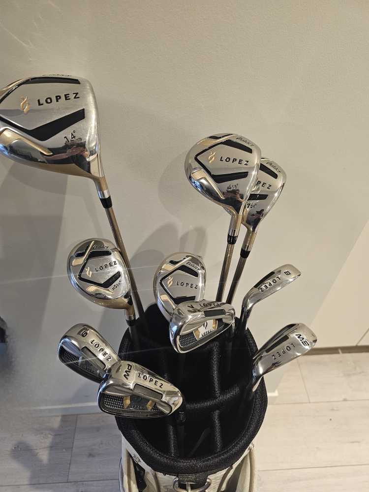 Ladies Nancy Lopez Ashley 11 piece golf set - photo 2