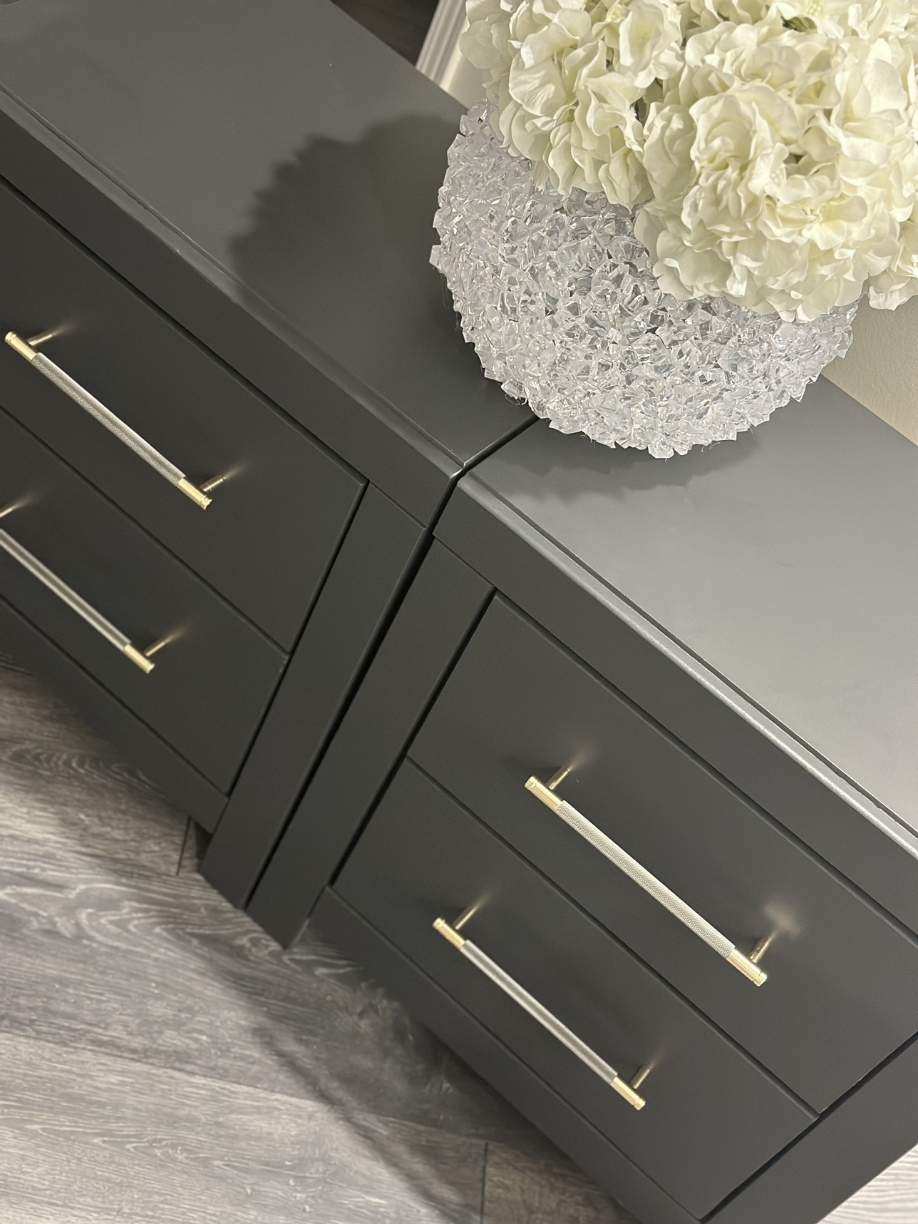 Nightstands image indicator(3)