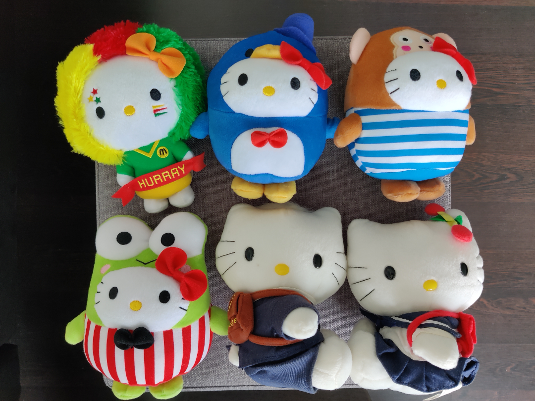 Hello Kitty McDonald's limited edition thumbnail