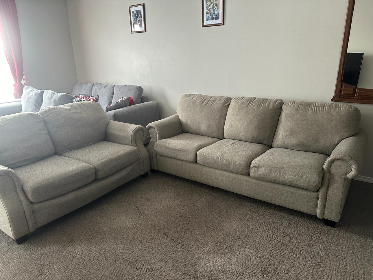 Selling furniture thumbnail